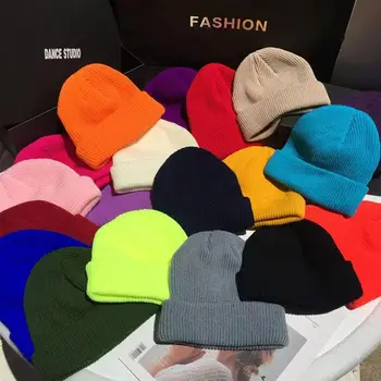 12 Renkler Yeni Kore Akrilik Örme Kapaklar Şapka Kadın Erkek Takke Sonbahar Kış Elastik Skullies Beanies Kap Toptan 1