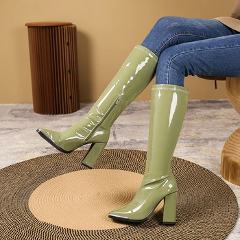 Kadın Chelsea Çizmeler Metal Tasarım 2023 Sıcak Satış Moda Marka Diz Yüksek Çizmeler Kadınlar İçin Yüksek Kaliteli Tıknaz Topuk kadın ayakkabısı