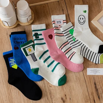 LONCENXİS Kadın Işlemeli Pamuk Çorap Sokak Tarzı Güzel Karikatür Çorap Kadın Bayanlar Nefes spor çorapları