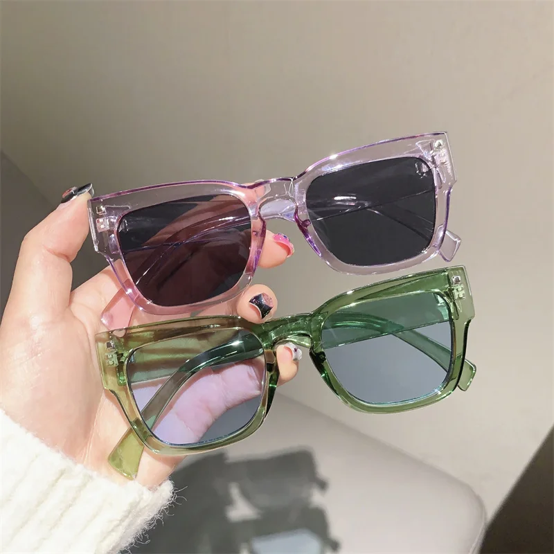 GM LUMİAS Vintage Kare Güneş Gözlüğü Kadınlar için Yeni Moda Trendy Retro Kadın güneş gözlüğü Gözlük Lüks Marka Tasarım Shades