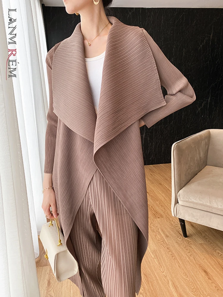 LANMREM Pilili Uzun İnce Siper 2023 Yeni Bahar Mizaç Düz Renk Büyük Yaka Açık Dikiş Elbiseler Kadın Moda Ceket 2C785